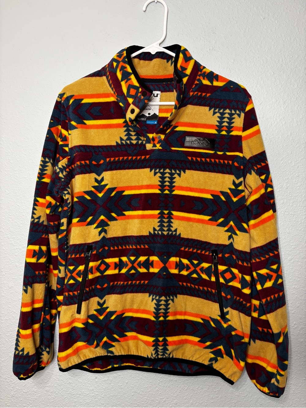 KAVU Cavenaugh Bright Southwestern Print Outdoorsy 1/4 Zip Fleece Pullover M